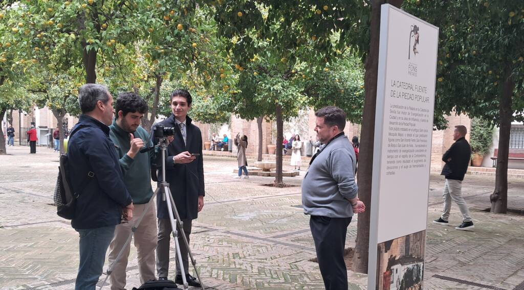 Grabación y edición de videos de exposiciones patrocinadas. UMAS, II CONGRESO DE HERMANDADES Y PIEDAD POPULAR, SEVILLA